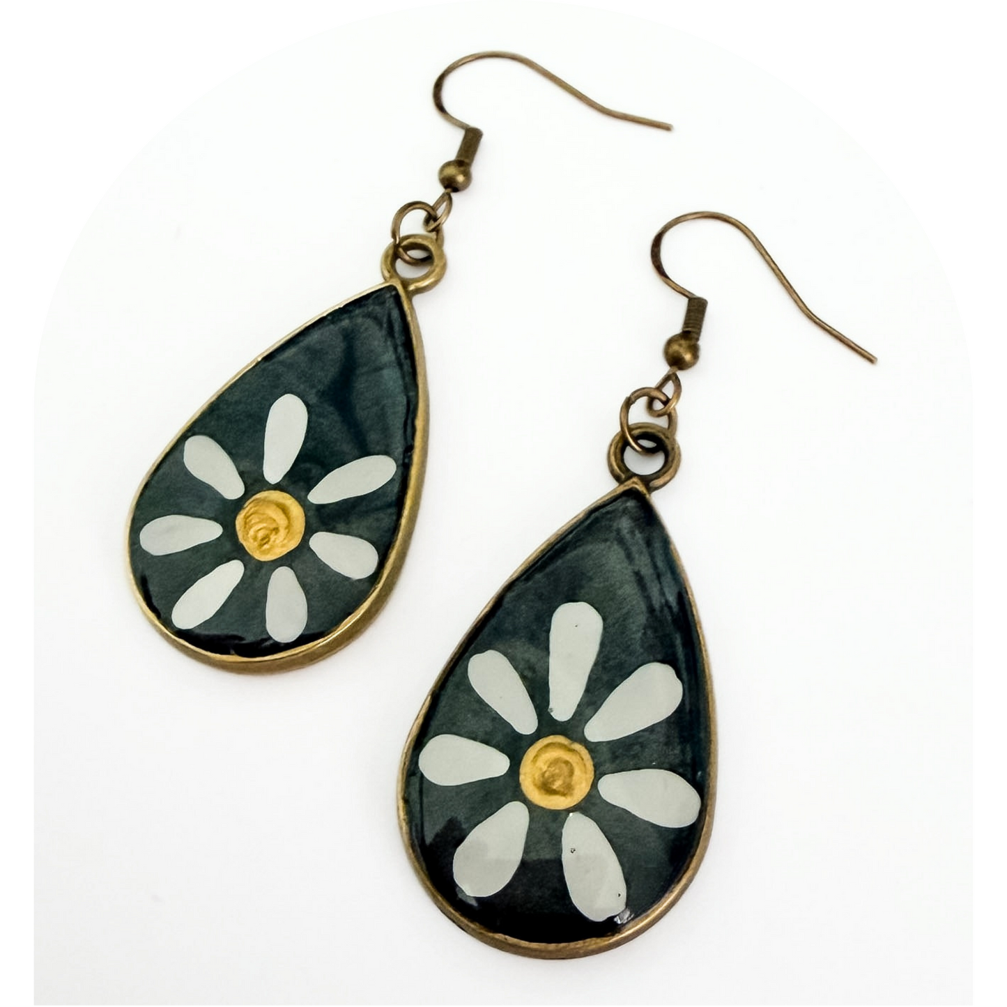Earrings - Aparecida Teardrop