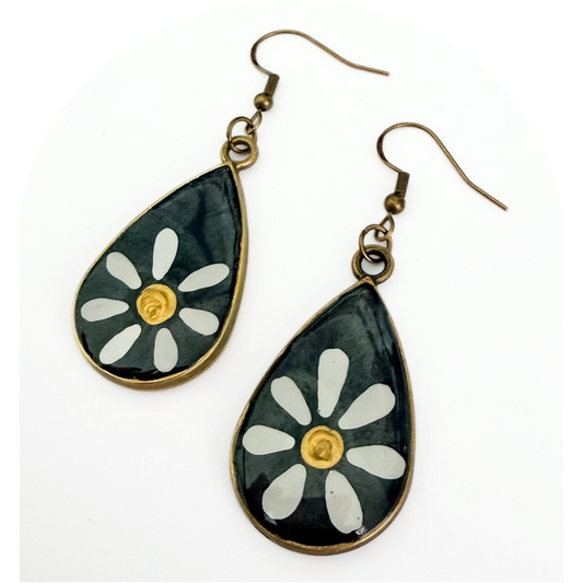 Earrings - Aparecida Teardrop