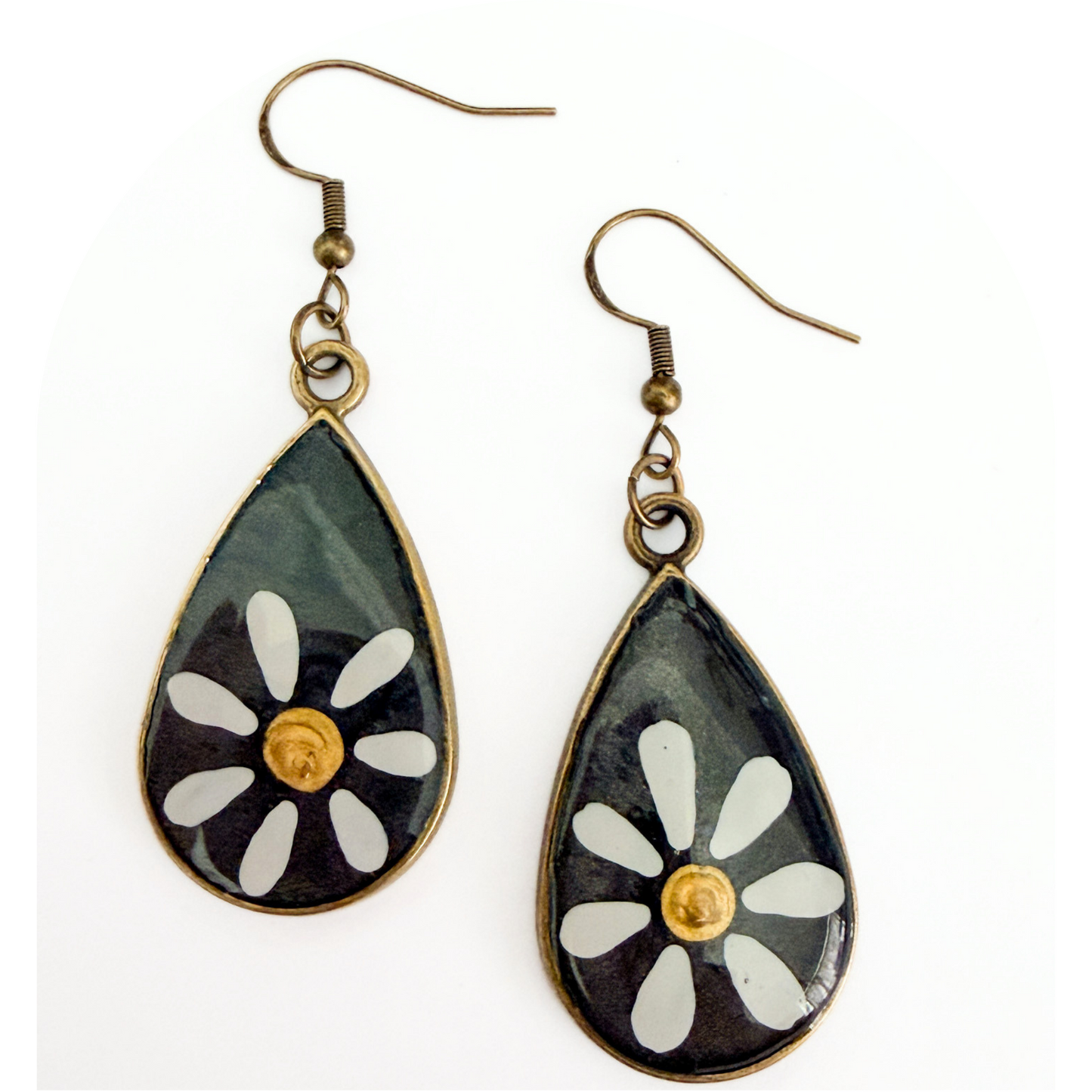 Earrings - Aparecida Teardrop