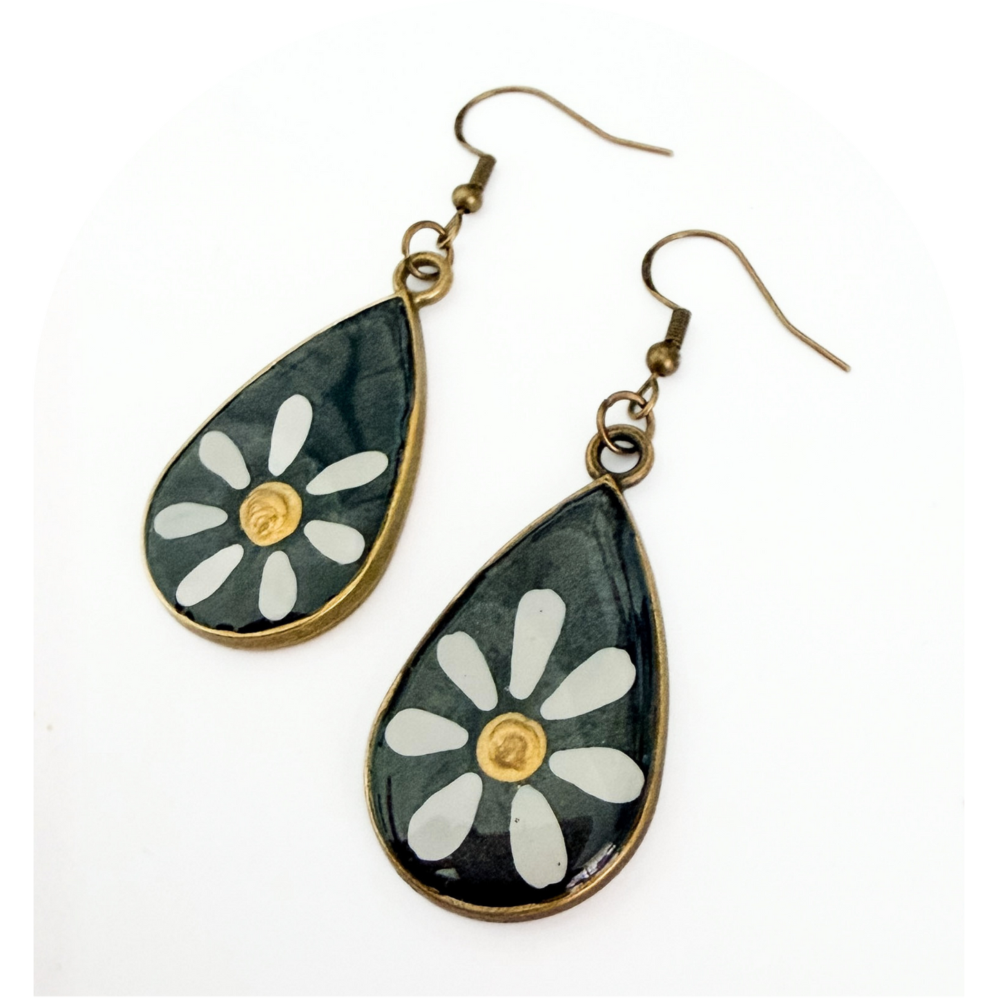 Earrings - Aparecida Teardrop